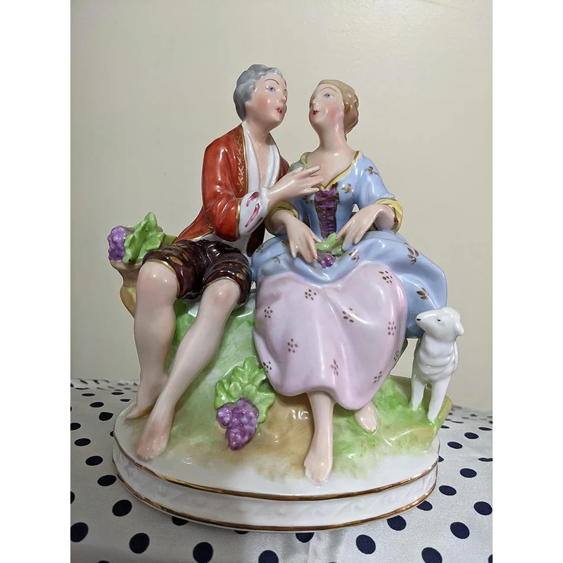 Courting couple porcelain pair Dresden Porcelain Figurines